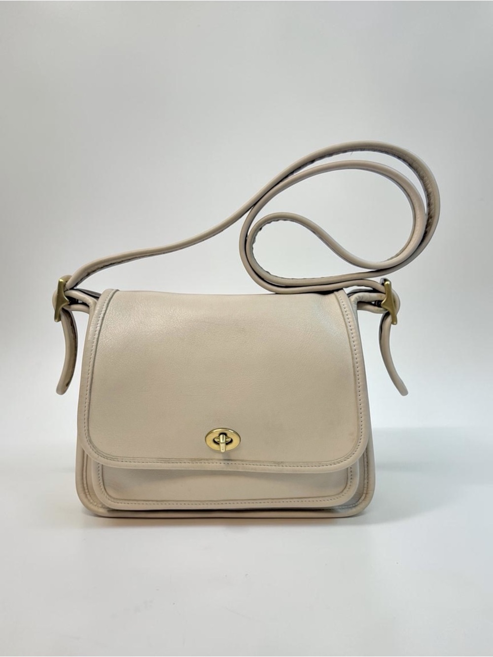 ✅Sold ✅Vintage Coach Rambler Legacy Bag 9061 Bone Purse - Picture 4 of 12